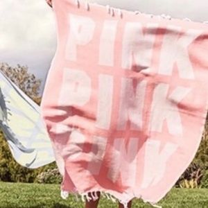 NWT VS Pink Festival/ Beach Blanket 20x50